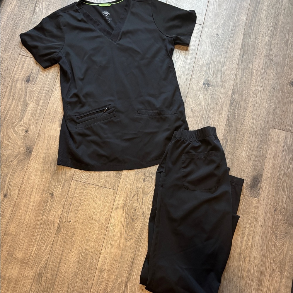Healing Hands Black Scrub Set